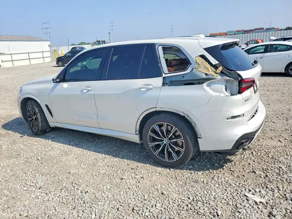 5UXCR6C01M9F63613 2021 BMW X5 - Image 2