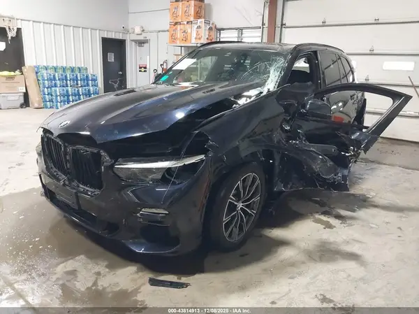 5UXCR6C01M9F75843 2021 BMW X5 - Image 2