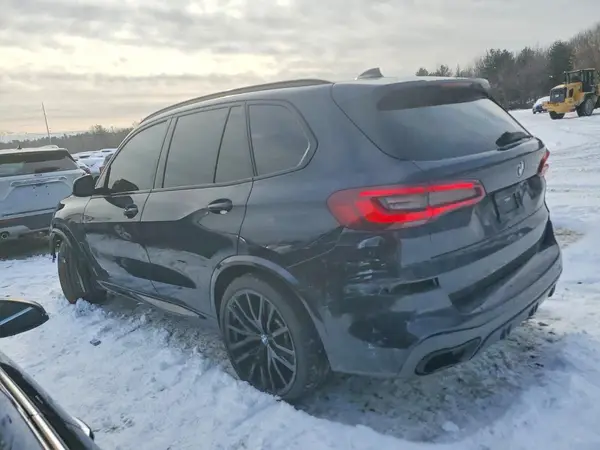 5UXCR6C01N9K75184 2022 BMW X5 - Image 2
