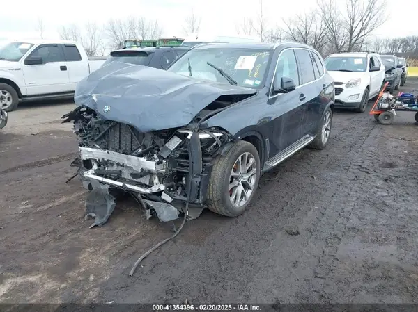 5UXCR6C01N9K78666 2022 BMW X5 - Image 2