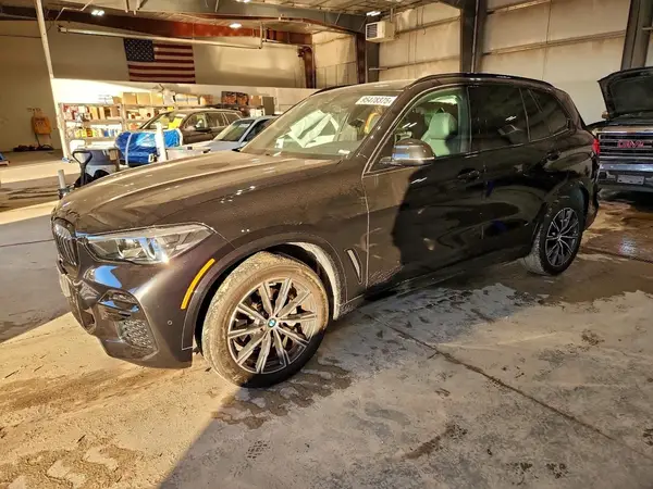 5UXCR6C01N9N19318 2022 BMW X5 - Image 1