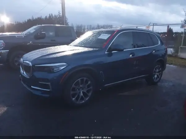 5UXCR6C01N9N43182 2022 BMW X5 - Image 2