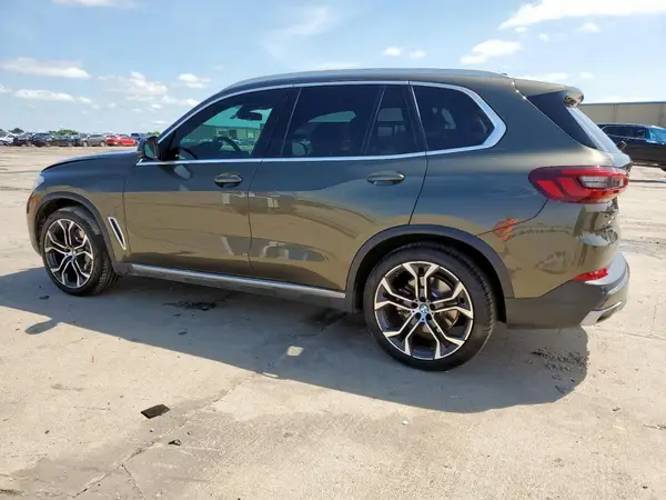 5UXCR6C01P9P27041 2023 BMW X5 - Image 2