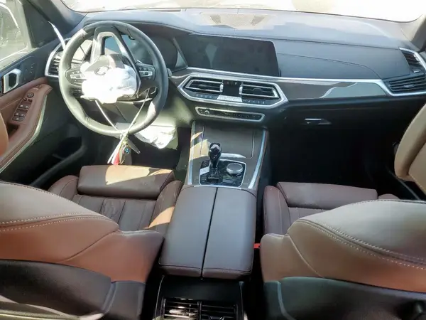 5UXCR6C01P9R24663 2023 BMW X5 - Image 8