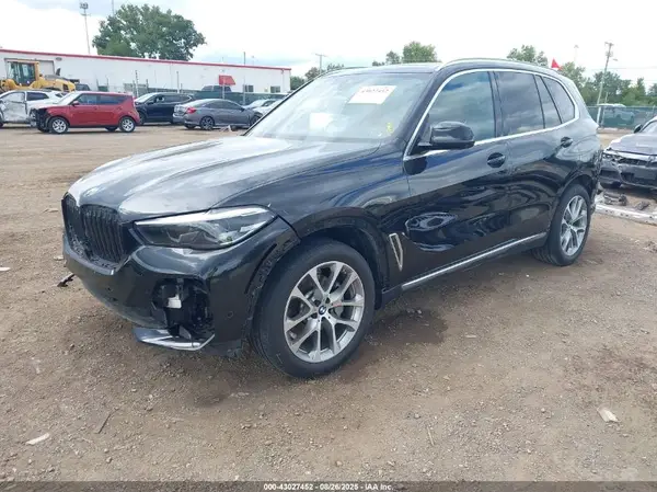 5UXCR6C01P9R27188 2023 BMW X5 - Image 2