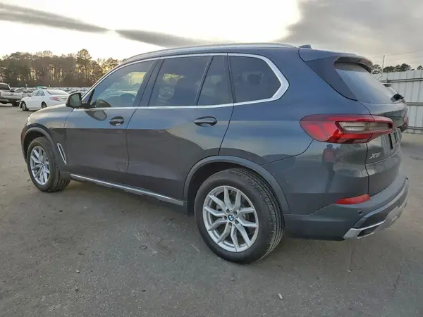 5UXCR6C02L9C34904 2020 BMW X5 - Image 2
