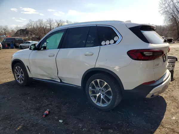 5UXCR6C02LLL74757 2020 BMW X5 - Image 2