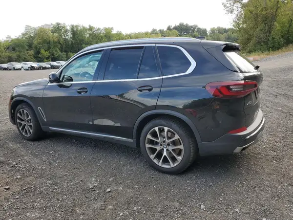 5UXCR6C02M9E31041 2021 BMW X5 - Image 2