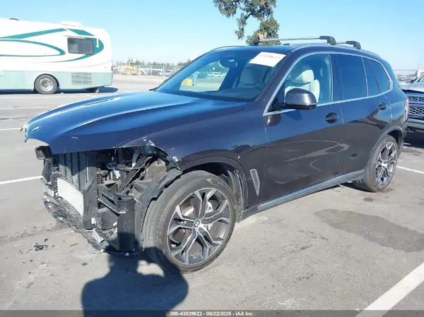 5UXCR6C02M9E43822 2021 BMW X5 - Image 2