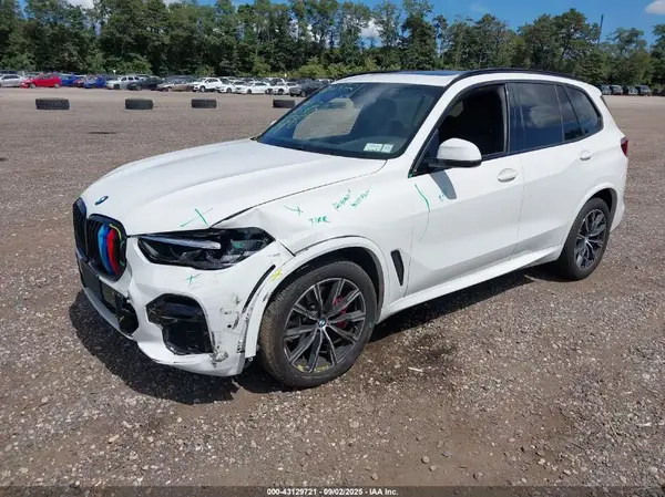 5UXCR6C02N9J22653 2022 BMW X5 - Image 2