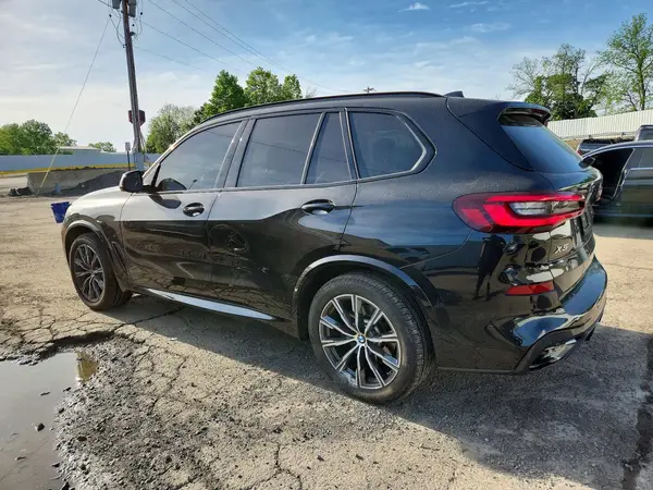 5UXCR6C02N9K11221 2022 BMW X5 - Image 2
