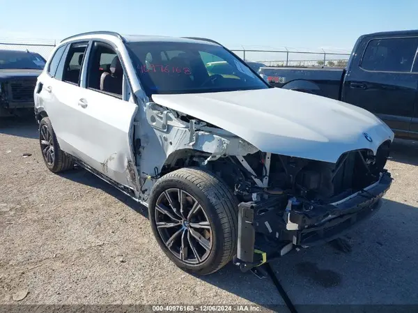 5UXCR6C02N9K89157 2022 BMW X5 - Image 1
