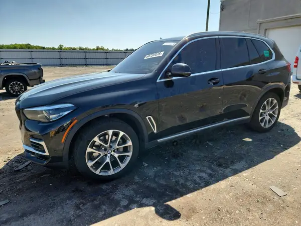 5UXCR6C02P9N45834 2023 BMW X5 - Image 1