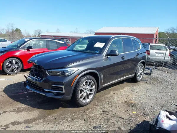 5UXCR6C02P9R15891 2023 BMW X5 - Image 2