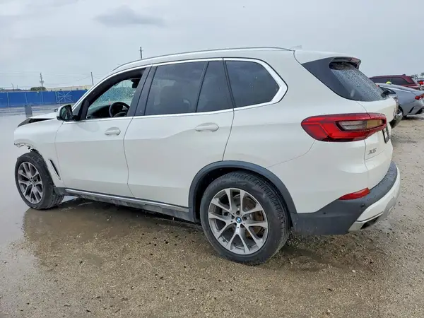 5UXCR6C03L9B45519 2020 BMW X5 - Image 2