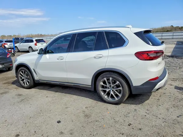 5UXCR6C03L9B92887 2020 BMW X5 - Image 2