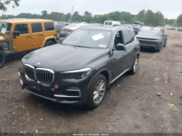 5UXCR6C03L9D61175 2020 BMW X5 - Image 2
