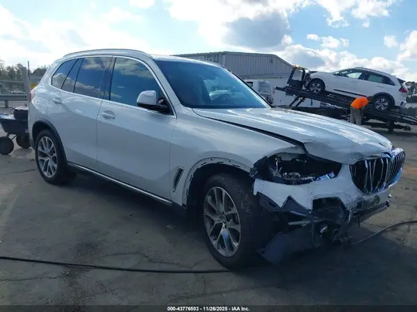 5UXCR6C03L9D62259 2020 BMW X5 - Image 1
