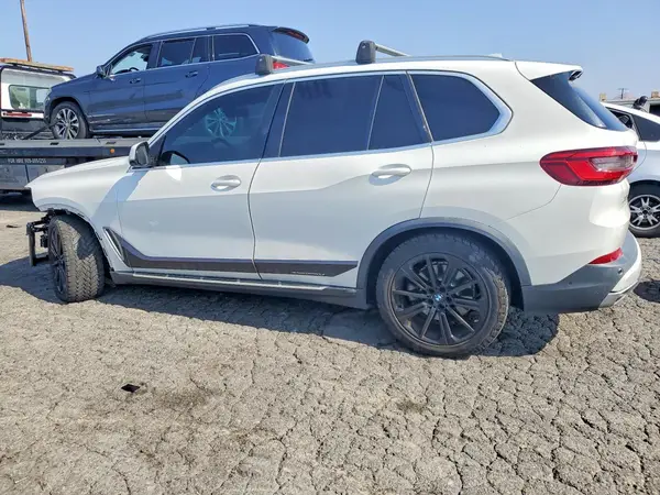 5UXCR6C03LLL74959 2020 BMW X5 - Image 2
