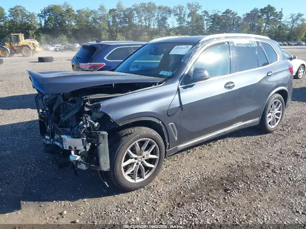 5UXCR6C03M9F40835 2021 BMW X5 - Image 2