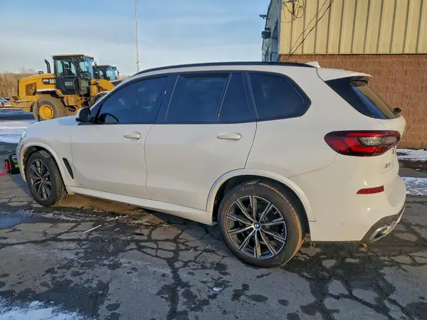 5UXCR6C03M9G26808 2021 BMW X5 - Image 2
