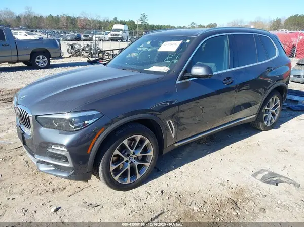 5UXCR6C03M9G89925 2021 BMW X5 - Image 2