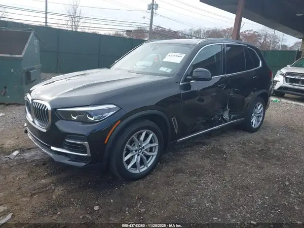5UXCR6C03N9J16005 2022 BMW X5 - Image 2