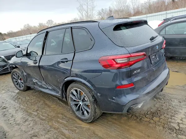 5UXCR6C03N9K03595 2022 BMW X5 - Image 2