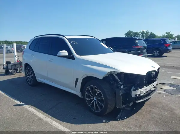 5UXCR6C03N9K56698 2022 BMW X5 - Image 1
