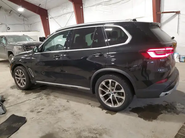 5UXCR6C03N9K77759 2022 BMW X5 - Image 2