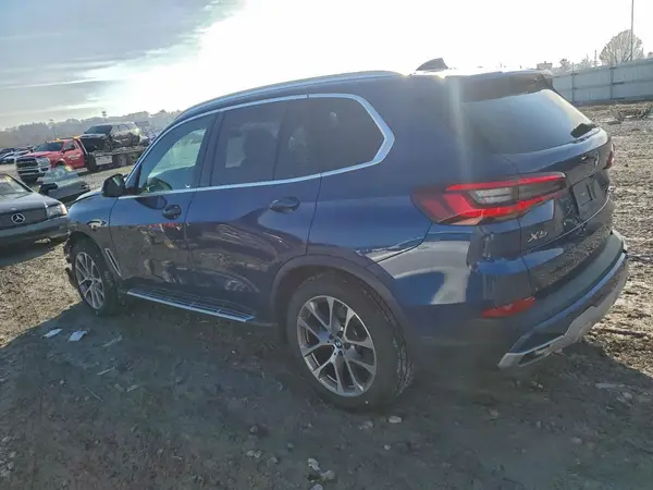 5UXCR6C03N9K78734 2022 BMW X5 - Image 2