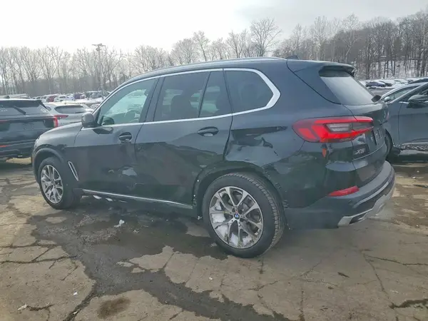 5UXCR6C03N9L26507 2022 BMW X5 - Image 2