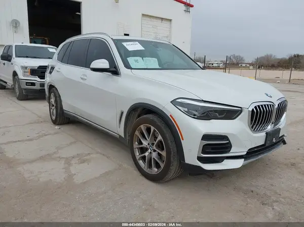 5UXCR6C03N9L92877 2022 BMW X5 - Image 1