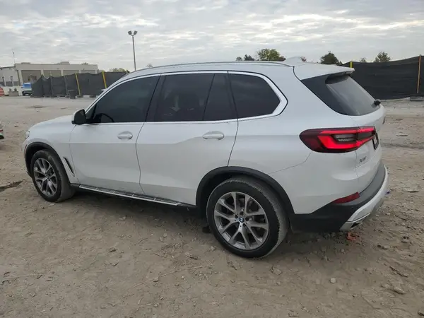 5UXCR6C03P9N53876 2023 BMW X5 - Image 2