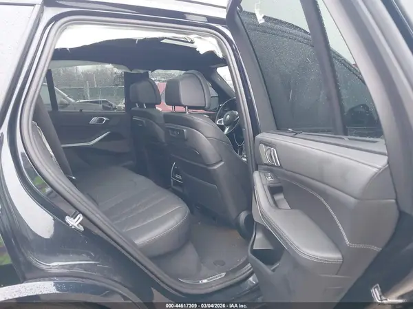 5UXCR6C03P9N64103 2023 BMW X5 - Image 8