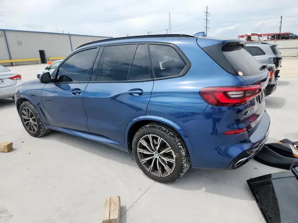 5UXCR6C03P9N78759 2023 BMW X5 - Image 2