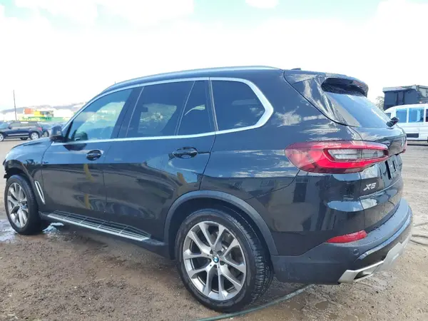 5UXCR6C03P9P17787 2023 BMW X5 - Image 2