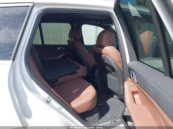 5UXCR6C03P9R26740 2023 BMW X5 - Image 8