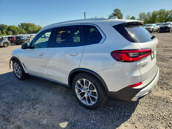 5UXCR6C04L9B11167 2020 BMW X5 - Image 2