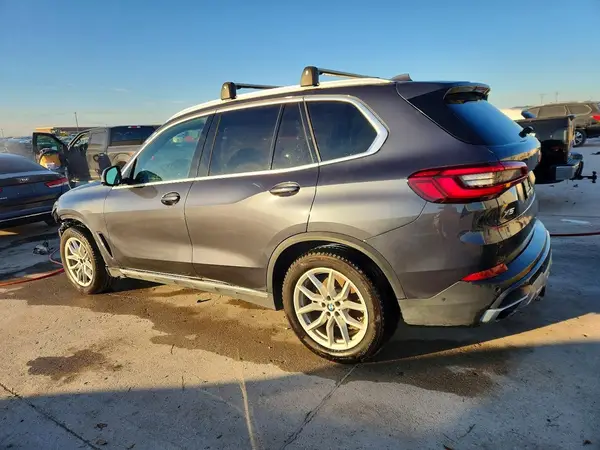 5UXCR6C04L9B52544 2020 BMW X5 - Image 2