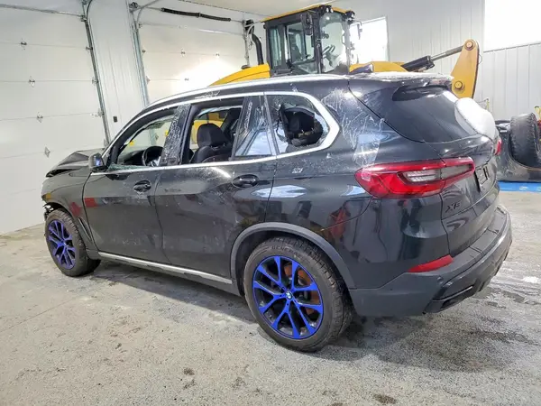 5UXCR6C04L9B86497 2020 BMW X5 - Image 2