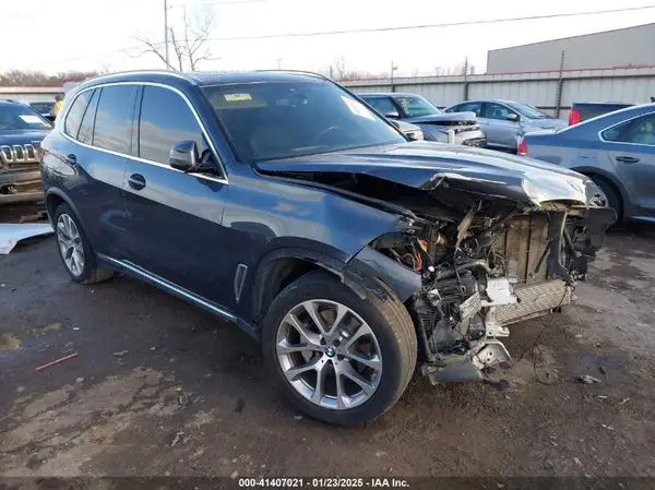 5UXCR6C04L9D67261 2020 BMW X5 - Image 1