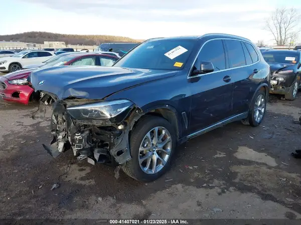5UXCR6C04L9D67261 2020 BMW X5 - Image 2