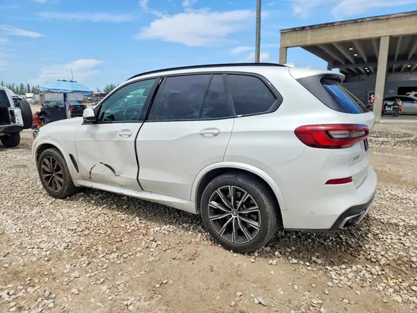 5UXCR6C04LLL79880 2020 BMW X5 - Image 2