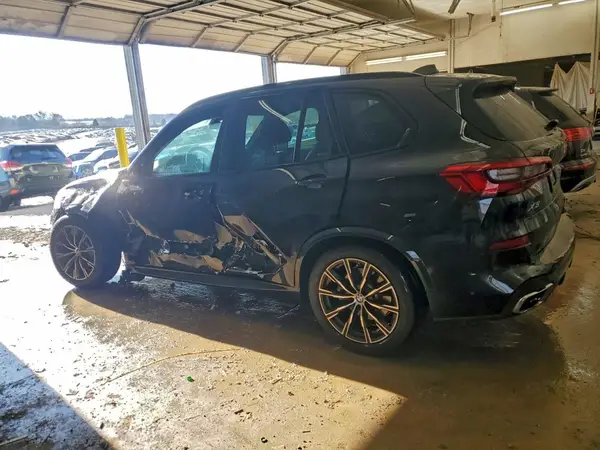 5UXCR6C04LLL83170 2020 BMW X5 - Image 2