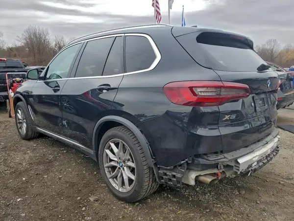 5UXCR6C04M9E21773 2021 BMW X5 - Image 2