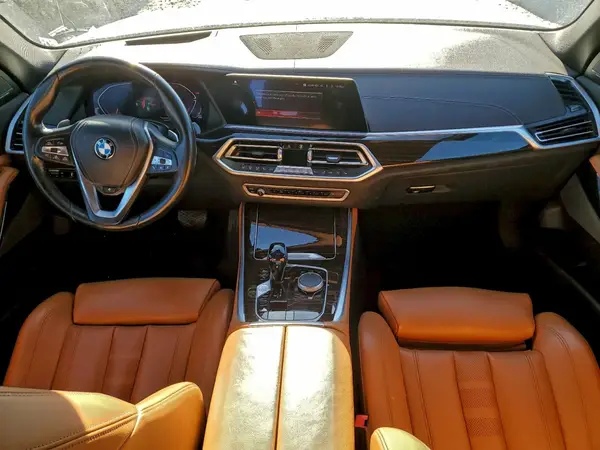 5UXCR6C04M9E36421 2021 BMW X5 - Image 8