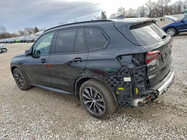 5UXCR6C04M9G90484 2021 BMW X5 - Image 2