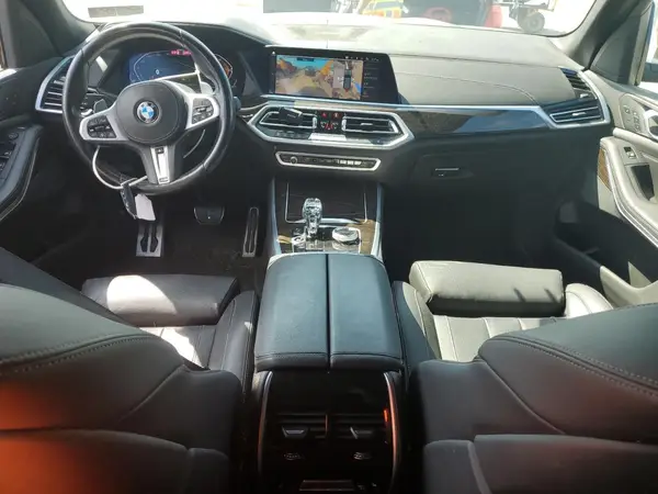 5UXCR6C04M9H35696 2021 BMW X5 - Image 8