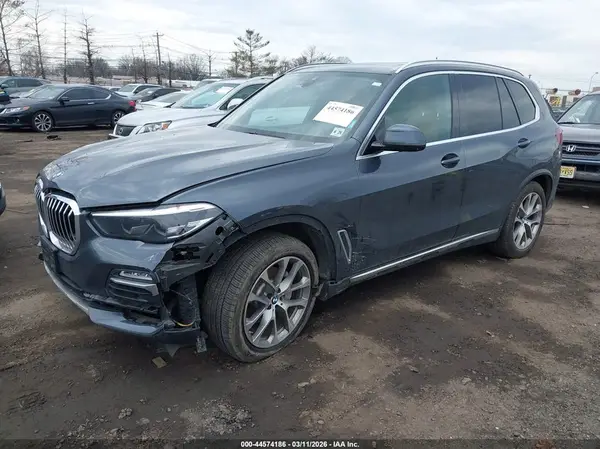5UXCR6C04M9H35732 2021 BMW X5 - Image 2